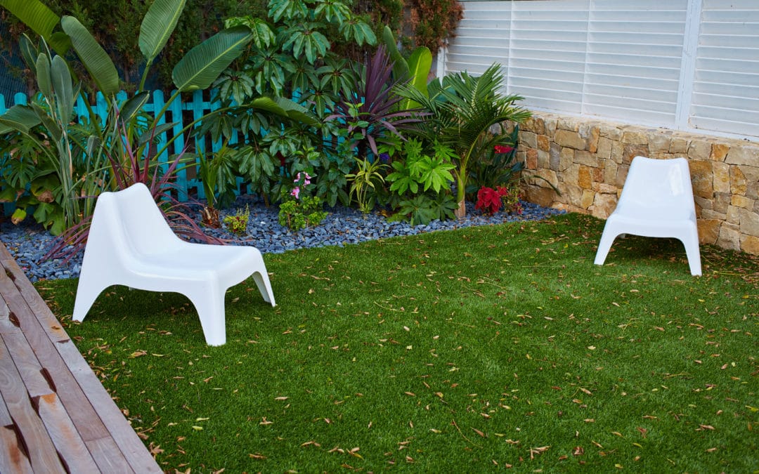 Advantages of Installing Artificial Grass in Your Backyard