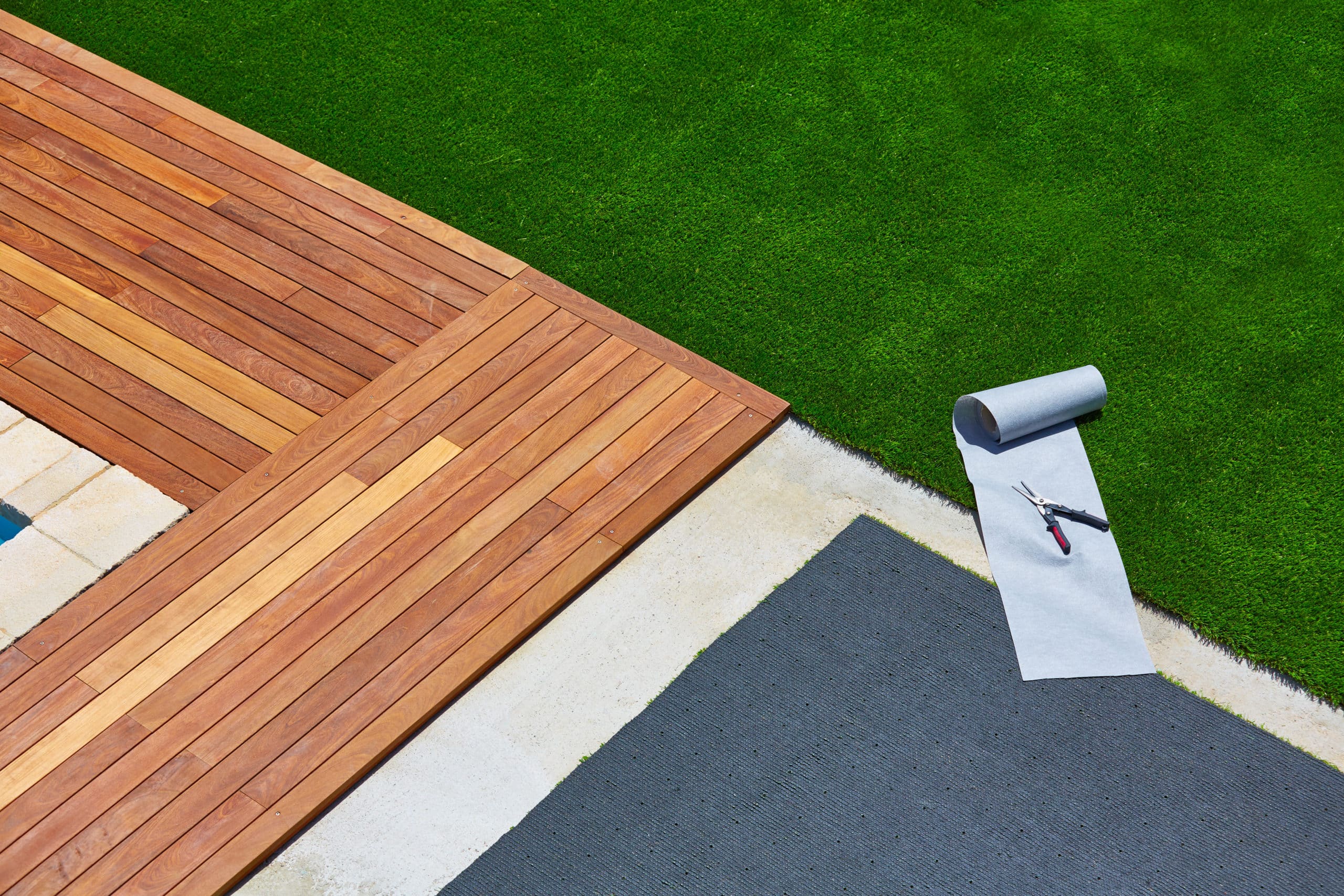 Three Factors to Consider When Picking an Artificial Turf Manufacturer